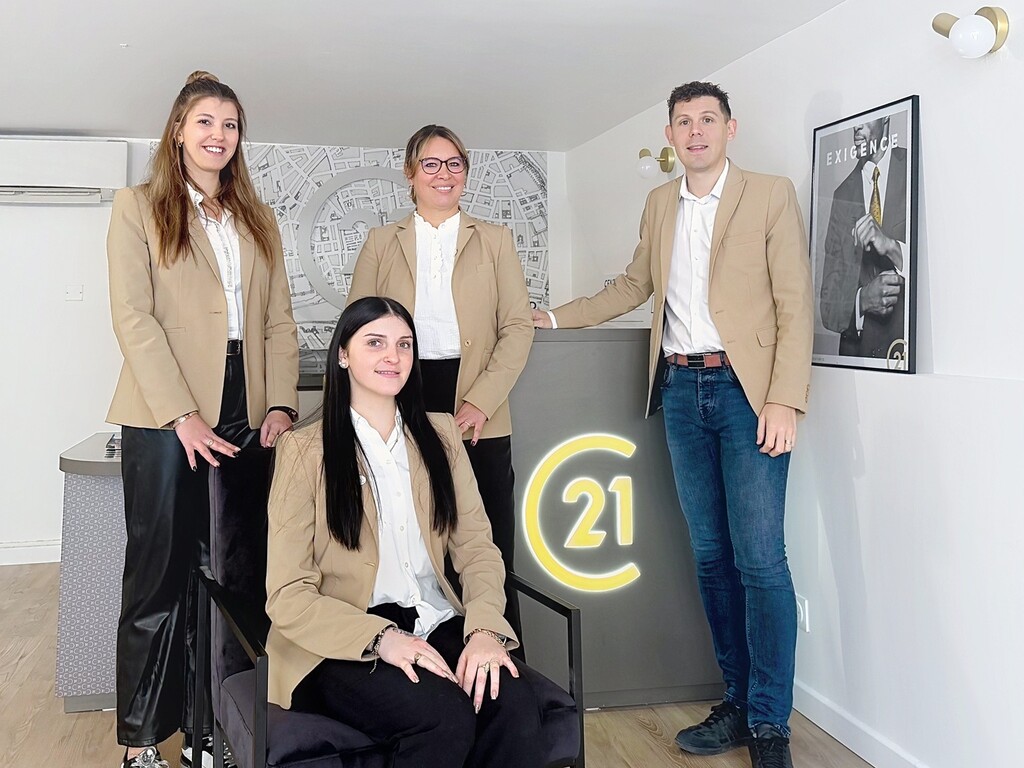 l'équipe de l'agence Terre de Provence