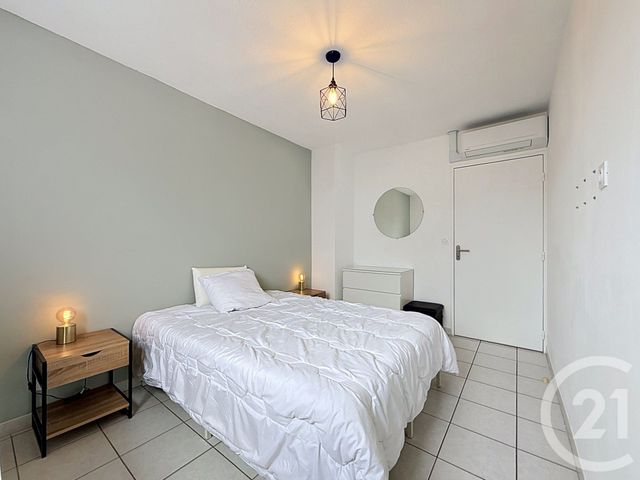 Appartement T2 à louer - 2 pièces - 48.7 m2 - CHATEAURENARD - 13 - PROVENCE-ALPES-COTE-D-AZUR - Century 21 Terre De Provence