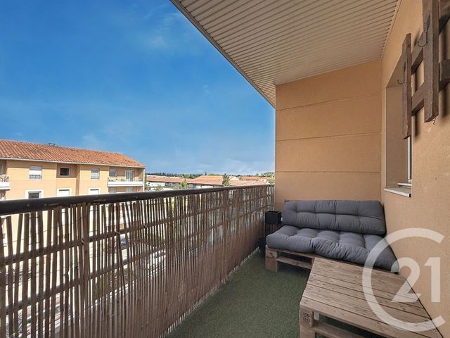 Appartement T2 à louer - 2 pièces - 48.7 m2 - CHATEAURENARD - 13 - PROVENCE-ALPES-COTE-D-AZUR - Century 21 Terre De Provence