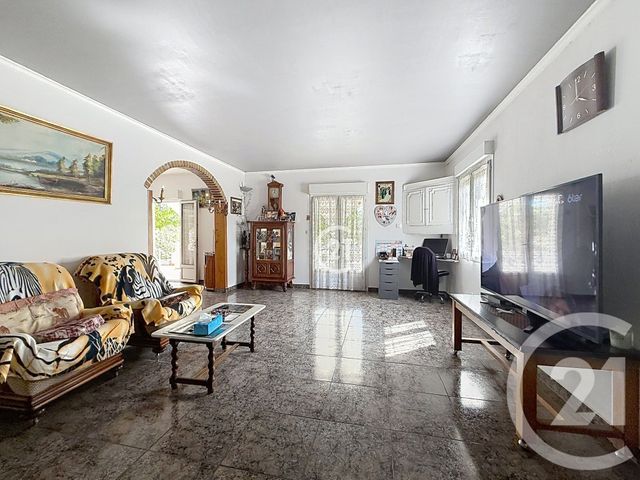 maison à vendre - 5 pièces - 136.0 m2 - CHATEAURENARD - 13 - PROVENCE-ALPES-COTE-D-AZUR - Century 21 Terre De Provence