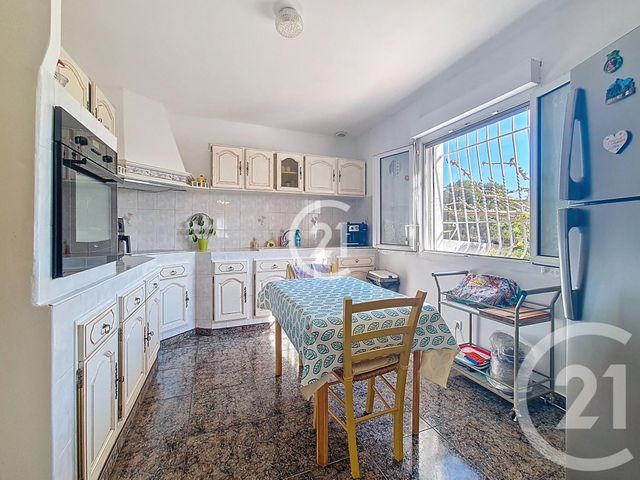 maison à vendre - 5 pièces - 136.0 m2 - CHATEAURENARD - 13 - PROVENCE-ALPES-COTE-D-AZUR - Century 21 Terre De Provence