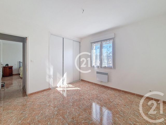 maison à vendre - 5 pièces - 136.0 m2 - CHATEAURENARD - 13 - PROVENCE-ALPES-COTE-D-AZUR - Century 21 Terre De Provence