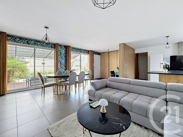 maison à vendre - 6 pièces - 123.64 m2 - CHATEAURENARD - 13 - PROVENCE-ALPES-COTE-D-AZUR - Century 21 Terre De Provence