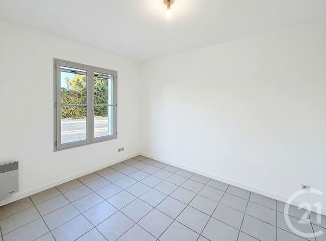 Appartement T3 à vendre - 3 pièces - 66.89 m2 - CHATEAURENARD - 13 - PROVENCE-ALPES-COTE-D-AZUR - Century 21 Terre De Provence