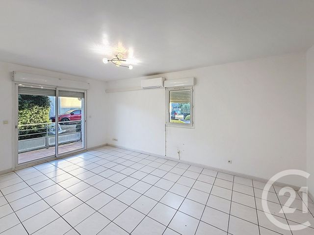 Appartement T3 à vendre - 3 pièces - 66.89 m2 - CHATEAURENARD - 13 - PROVENCE-ALPES-COTE-D-AZUR - Century 21 Terre De Provence
