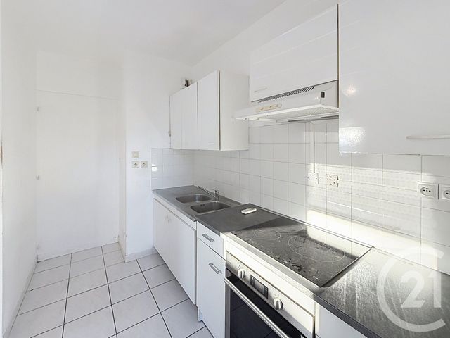 Appartement T3 à vendre - 3 pièces - 66.89 m2 - CHATEAURENARD - 13 - PROVENCE-ALPES-COTE-D-AZUR - Century 21 Terre De Provence