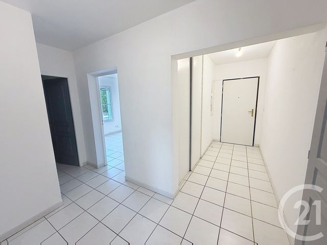 Appartement T3 à vendre - 3 pièces - 66.89 m2 - CHATEAURENARD - 13 - PROVENCE-ALPES-COTE-D-AZUR - Century 21 Terre De Provence