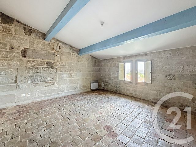 Appartement T3 à vendre - 3 pièces - 82.23 m2 - BARBENTANE - 13 - PROVENCE-ALPES-COTE-D-AZUR - Century 21 Terre De Provence