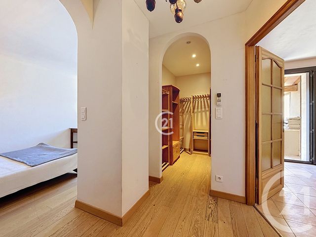 maison à vendre - 6 pièces - 191.2 m2 - EYRAGUES - 13 - PROVENCE-ALPES-COTE-D-AZUR - Century 21 Terre De Provence