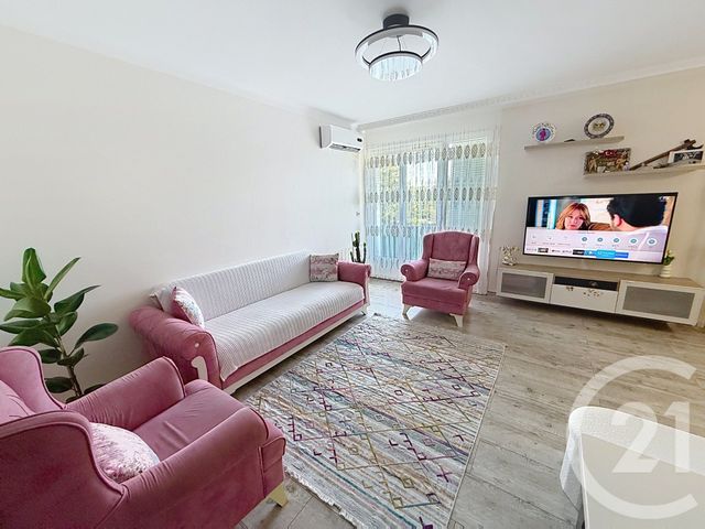 Appartement à vendre - 4 pièces - 77.04 m2 - AVIGNON - 84 - PROVENCE-ALPES-COTE-D-AZUR - Century 21 Terre De Provence
