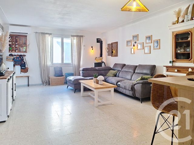 Appartement T3 à vendre - 3 pièces - 82.56 m2 - CHATEAURENARD - 13 - PROVENCE-ALPES-COTE-D-AZUR - Century 21 Terre De Provence