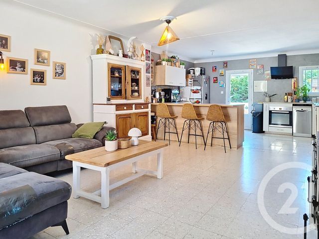 Appartement T3 à vendre - 3 pièces - 82.56 m2 - CHATEAURENARD - 13 - PROVENCE-ALPES-COTE-D-AZUR - Century 21 Terre De Provence