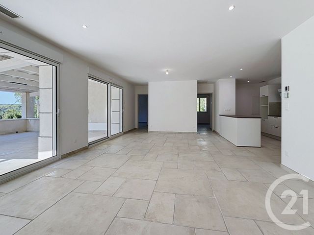 maison à louer - 4 pièces - 91.63 m2 - NOVES - 13 - PROVENCE-ALPES-COTE-D-AZUR - Century 21 Terre De Provence