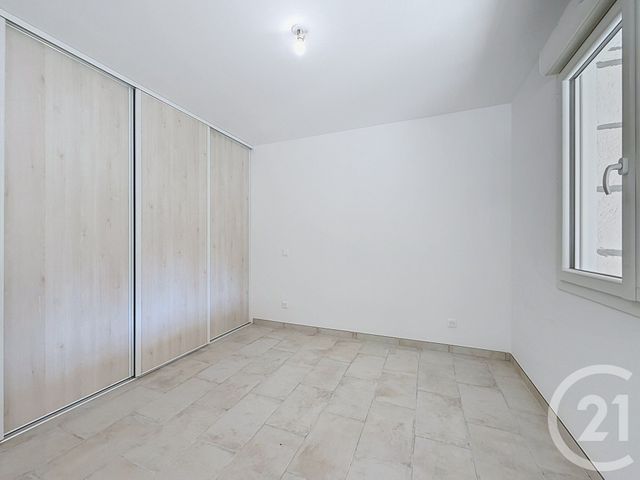 maison à louer - 4 pièces - 91.63 m2 - NOVES - 13 - PROVENCE-ALPES-COTE-D-AZUR - Century 21 Terre De Provence