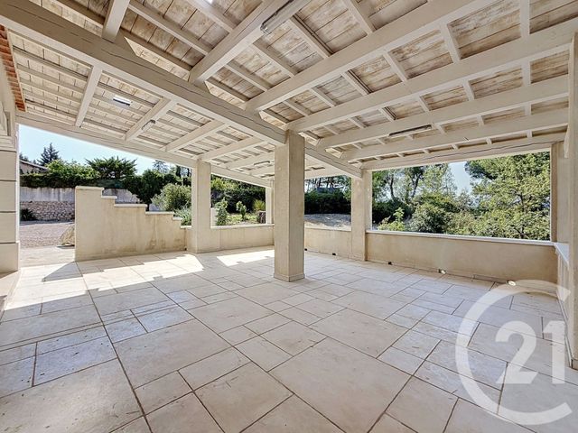 maison à louer - 4 pièces - 91.63 m2 - NOVES - 13 - PROVENCE-ALPES-COTE-D-AZUR - Century 21 Terre De Provence