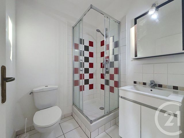 Appartement F1 à louer - 1 pièce - 26.78 m2 - CHATEAURENARD - 13 - PROVENCE-ALPES-COTE-D-AZUR - Century 21 Terre De Provence