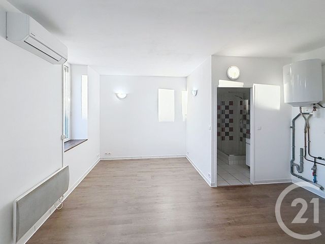 Appartement F1 à louer - 1 pièce - 26.78 m2 - CHATEAURENARD - 13 - PROVENCE-ALPES-COTE-D-AZUR - Century 21 Terre De Provence