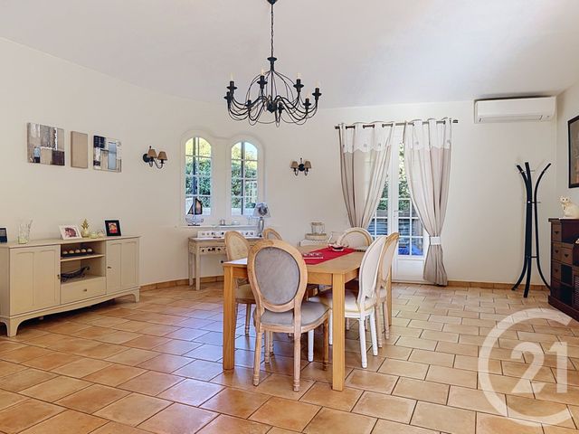 maison à vendre - 5 pièces - 231.0 m2 - MORIERES LES AVIGNON - 84 - PROVENCE-ALPES-COTE-D-AZUR - Century 21 Terre De Provence