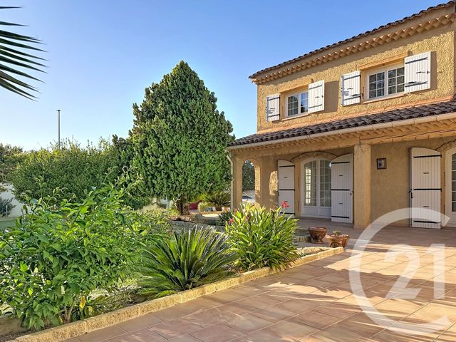 maison à vendre - 5 pièces - 231.0 m2 - MORIERES LES AVIGNON - 84 - PROVENCE-ALPES-COTE-D-AZUR - Century 21 Terre De Provence