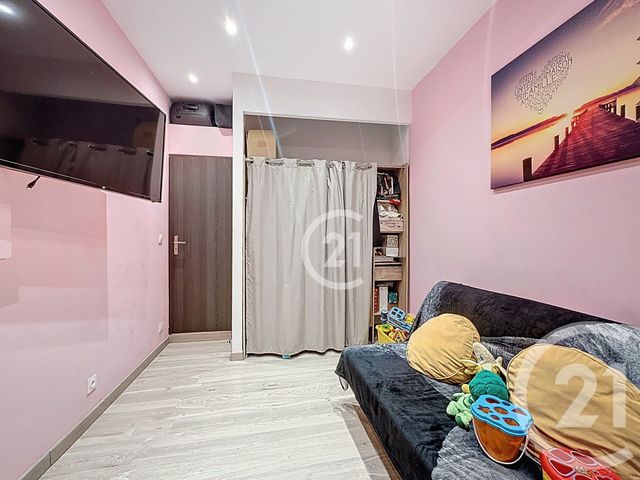 maison à vendre - 5 pièces - 109.51 m2 - CHATEAURENARD - 13 - PROVENCE-ALPES-COTE-D-AZUR - Century 21 Terre De Provence