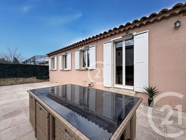 maison à vendre - 5 pièces - 109.51 m2 - CHATEAURENARD - 13 - PROVENCE-ALPES-COTE-D-AZUR - Century 21 Terre De Provence