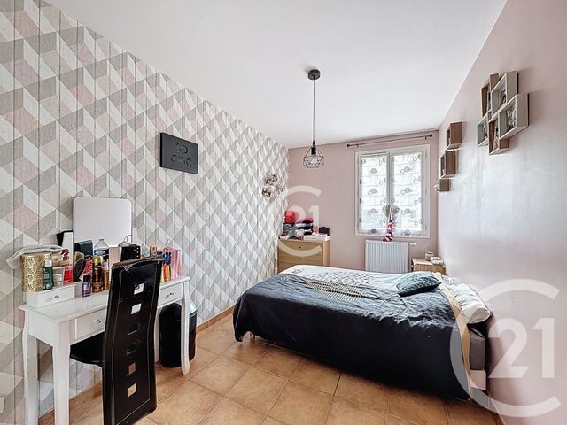 maison à vendre - 5 pièces - 109.51 m2 - CHATEAURENARD - 13 - PROVENCE-ALPES-COTE-D-AZUR - Century 21 Terre De Provence