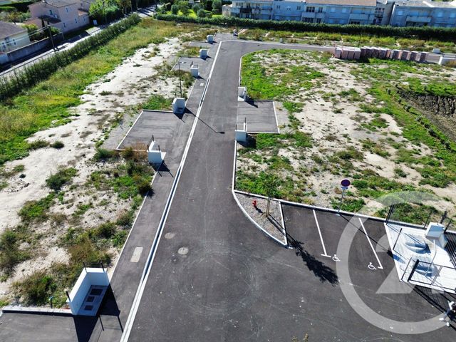 terrain à vendre - 345.0 m2 - CHATEAURENARD - 13 - PROVENCE-ALPES-COTE-D-AZUR - Century 21 Terre De Provence