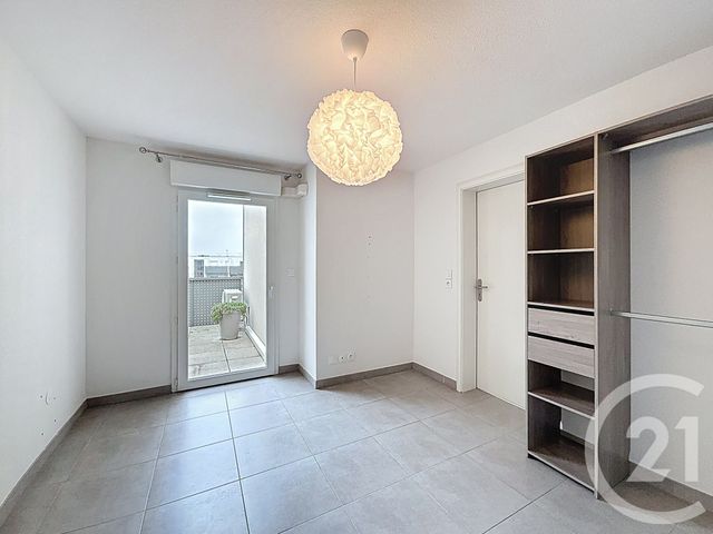 Appartement T3 à louer - 3 pièces - 54.03 m2 - AVIGNON - 84 - PROVENCE-ALPES-COTE-D-AZUR - Century 21 Terre De Provence