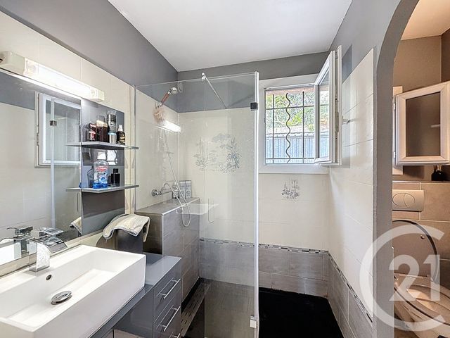 maison à vendre - 6 pièces - 165.0 m2 - CHATEAURENARD - 13 - PROVENCE-ALPES-COTE-D-AZUR - Century 21 Terre De Provence