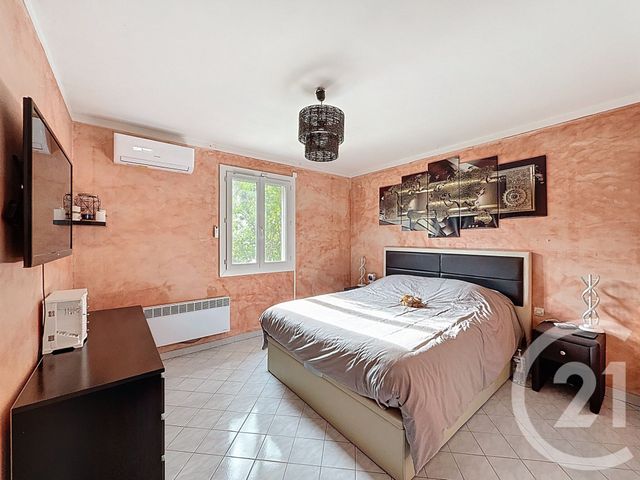 maison à vendre - 6 pièces - 165.0 m2 - CHATEAURENARD - 13 - PROVENCE-ALPES-COTE-D-AZUR - Century 21 Terre De Provence