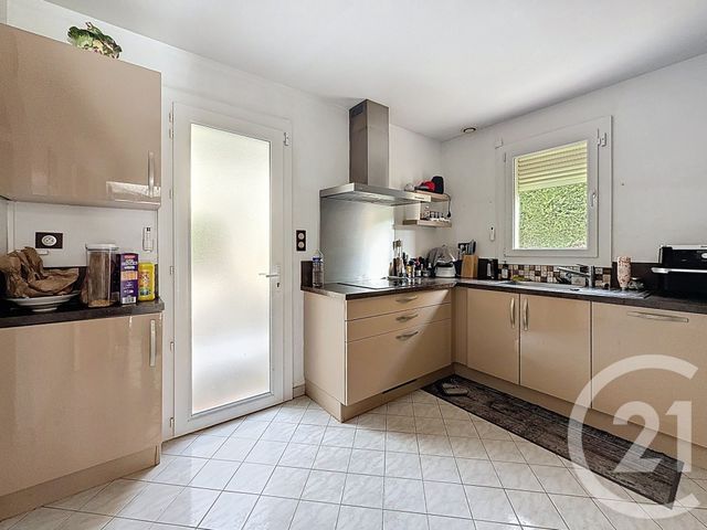 maison à vendre - 6 pièces - 165.0 m2 - CHATEAURENARD - 13 - PROVENCE-ALPES-COTE-D-AZUR - Century 21 Terre De Provence