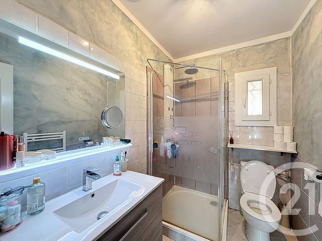 maison à vendre - 6 pièces - 165.0 m2 - CHATEAURENARD - 13 - PROVENCE-ALPES-COTE-D-AZUR - Century 21 Terre De Provence