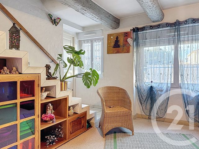 maison à vendre - 6 pièces - 132.46 m2 - CHATEAURENARD - 13 - PROVENCE-ALPES-COTE-D-AZUR - Century 21 Terre De Provence