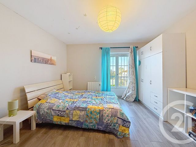 maison à vendre - 6 pièces - 132.46 m2 - CHATEAURENARD - 13 - PROVENCE-ALPES-COTE-D-AZUR - Century 21 Terre De Provence