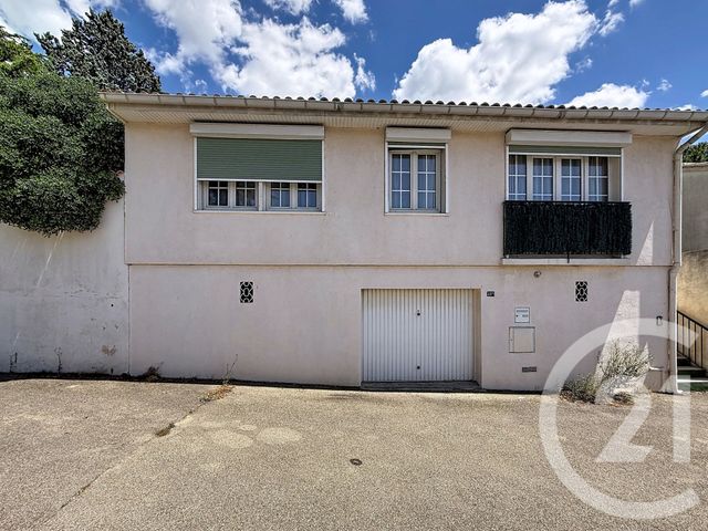 maison à vendre - 4 pièces - 84.75 m2 - CHATEAURENARD - 13 - PROVENCE-ALPES-COTE-D-AZUR - Century 21 Terre De Provence