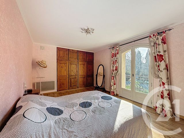 maison à vendre - 6 pièces - 188.7 m2 - NOVES - 13 - PROVENCE-ALPES-COTE-D-AZUR - Century 21 Terre De Provence