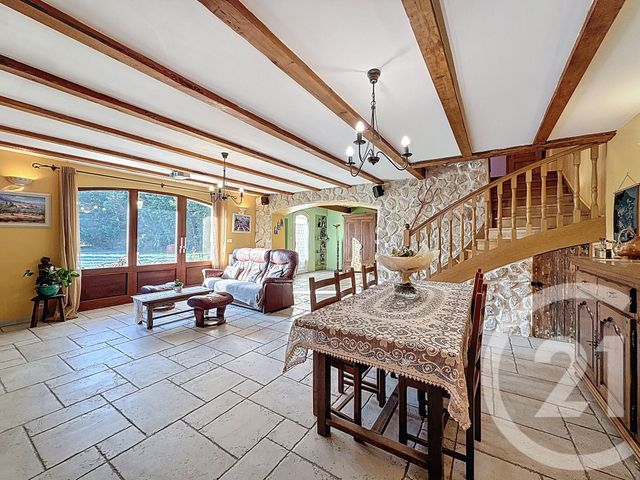 maison à vendre - 6 pièces - 188.7 m2 - NOVES - 13 - PROVENCE-ALPES-COTE-D-AZUR - Century 21 Terre De Provence