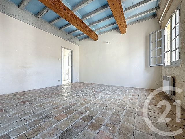 Appartement T3 à vendre - 3 pièces - 82.23 m2 - BARBENTANE - 13 - PROVENCE-ALPES-COTE-D-AZUR - Century 21 Terre De Provence