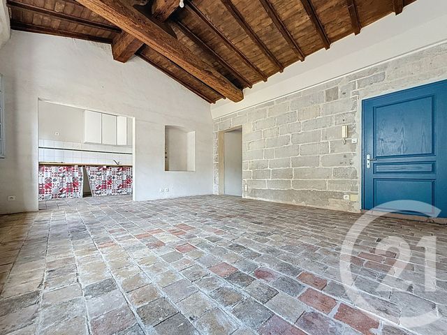 Appartement T3 à vendre - 3 pièces - 82.23 m2 - BARBENTANE - 13 - PROVENCE-ALPES-COTE-D-AZUR - Century 21 Terre De Provence