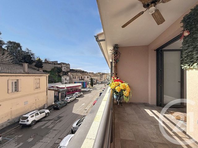 Appartement T3 à louer - 3 pièces - 62.39 m2 - CHATEAURENARD - 13 - PROVENCE-ALPES-COTE-D-AZUR - Century 21 Terre De Provence
