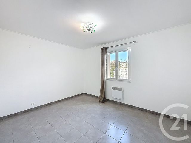 maison à vendre - 4 pièces - 91.5 m2 - CHATEAURENARD - 13 - PROVENCE-ALPES-COTE-D-AZUR - Century 21 Terre De Provence