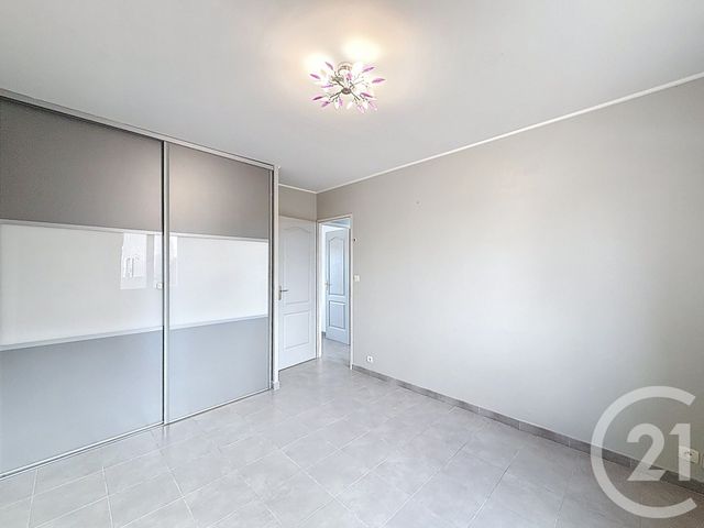 maison à vendre - 4 pièces - 91.5 m2 - CHATEAURENARD - 13 - PROVENCE-ALPES-COTE-D-AZUR - Century 21 Terre De Provence