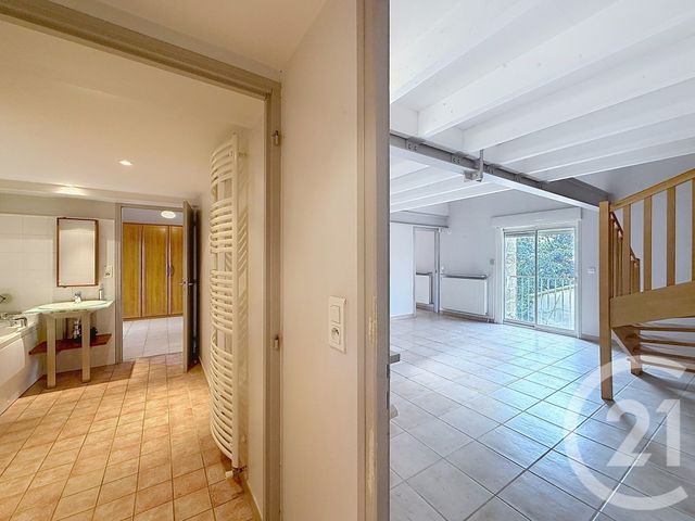 maison à vendre - 11 pièces - 246.16 m2 - ROGNONAS - 13 - PROVENCE-ALPES-COTE-D-AZUR - Century 21 Terre De Provence