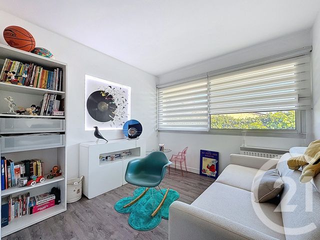 maison à vendre - 9 pièces - 173.04 m2 - CHATEAURENARD - 13 - PROVENCE-ALPES-COTE-D-AZUR - Century 21 Terre De Provence