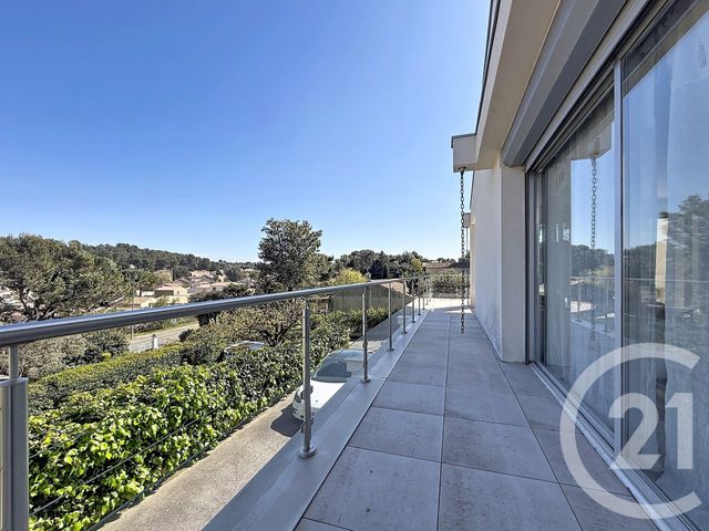 maison à vendre - 9 pièces - 173.04 m2 - CHATEAURENARD - 13 - PROVENCE-ALPES-COTE-D-AZUR - Century 21 Terre De Provence