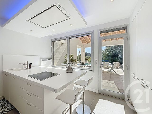 maison à vendre - 9 pièces - 173.04 m2 - CHATEAURENARD - 13 - PROVENCE-ALPES-COTE-D-AZUR - Century 21 Terre De Provence