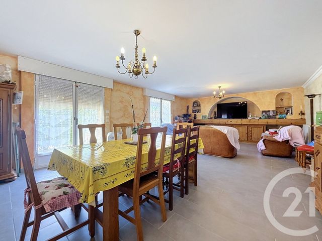 maison à vendre - 4 pièces - 109.61 m2 - CHATEAURENARD - 13 - PROVENCE-ALPES-COTE-D-AZUR - Century 21 Terre De Provence